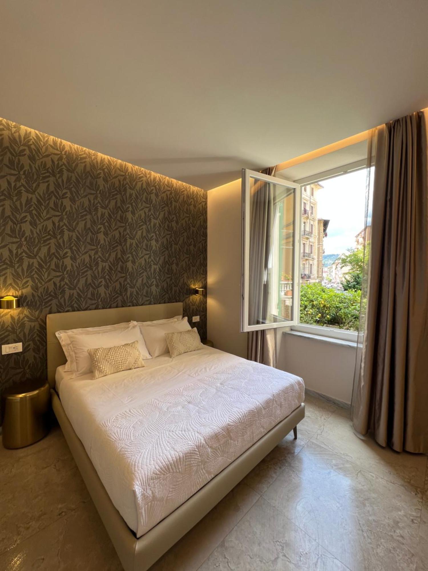 Elegant Rooms La Spezia Exterior photo