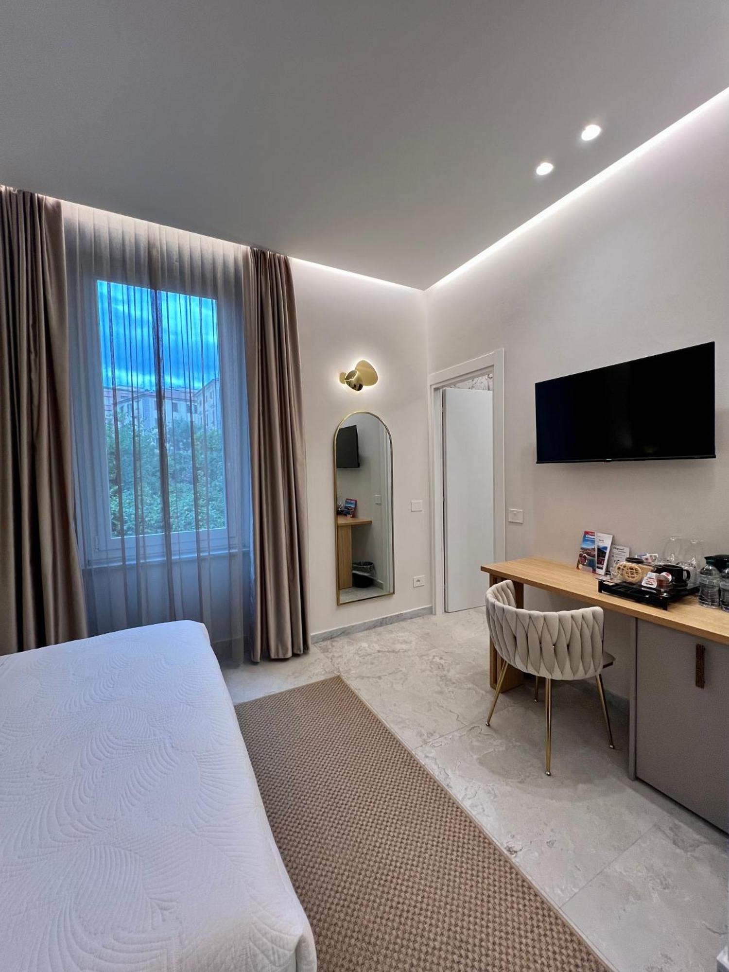 Elegant Rooms La Spezia Exterior photo