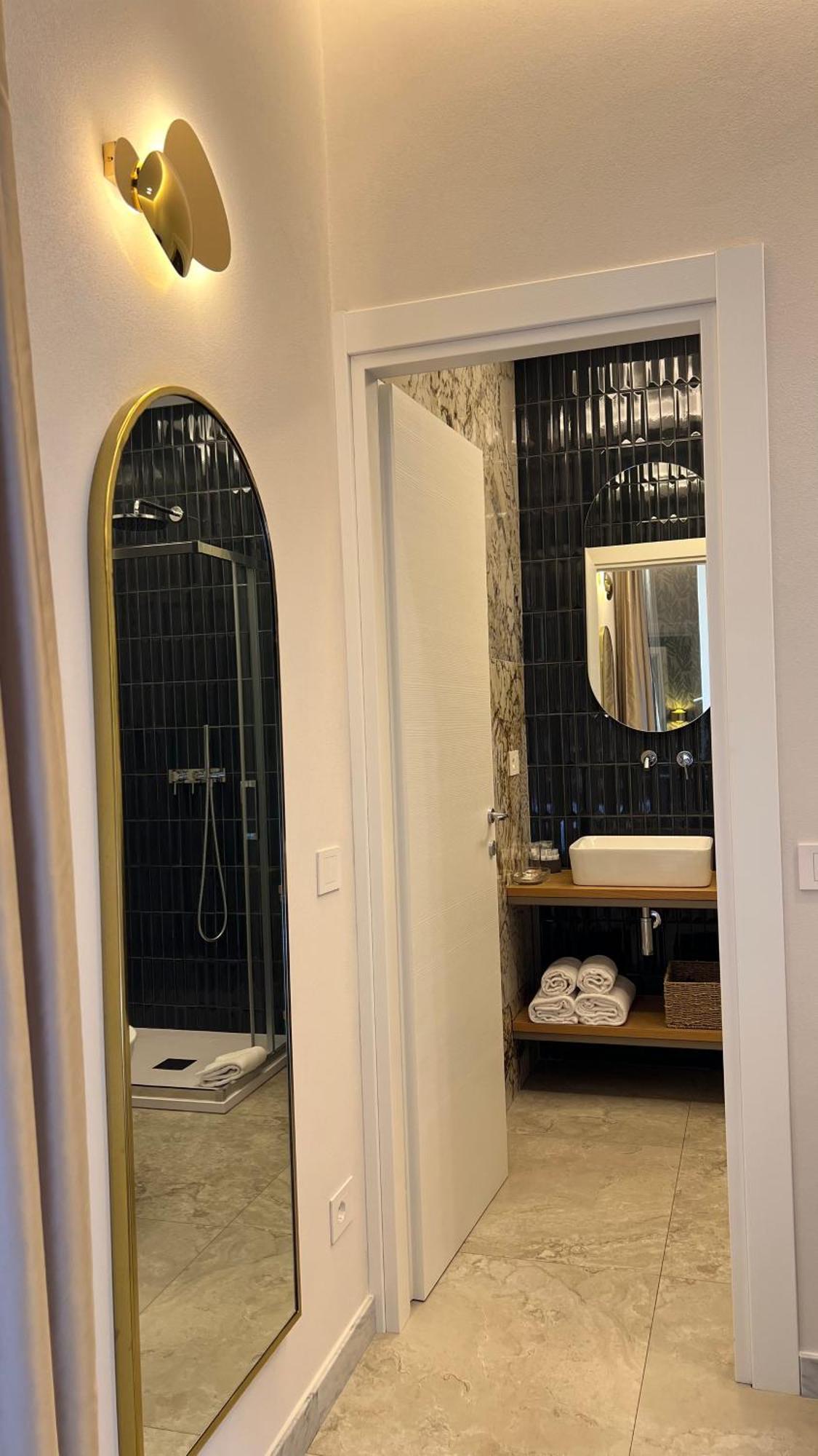 Elegant Rooms La Spezia Exterior photo